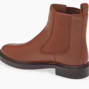 Madewell The Benning Chelsea Boot